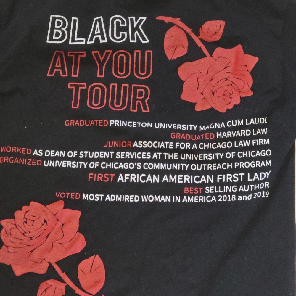 Michelle Obama T-shirt medium - Picture 2 of 5